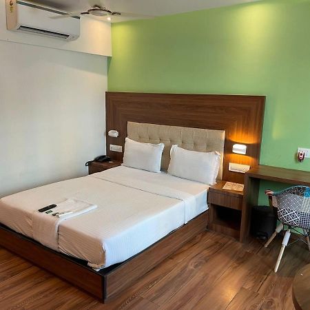 Hotel Byaris International By Bizzgrow Hotels 孟买 外观 照片