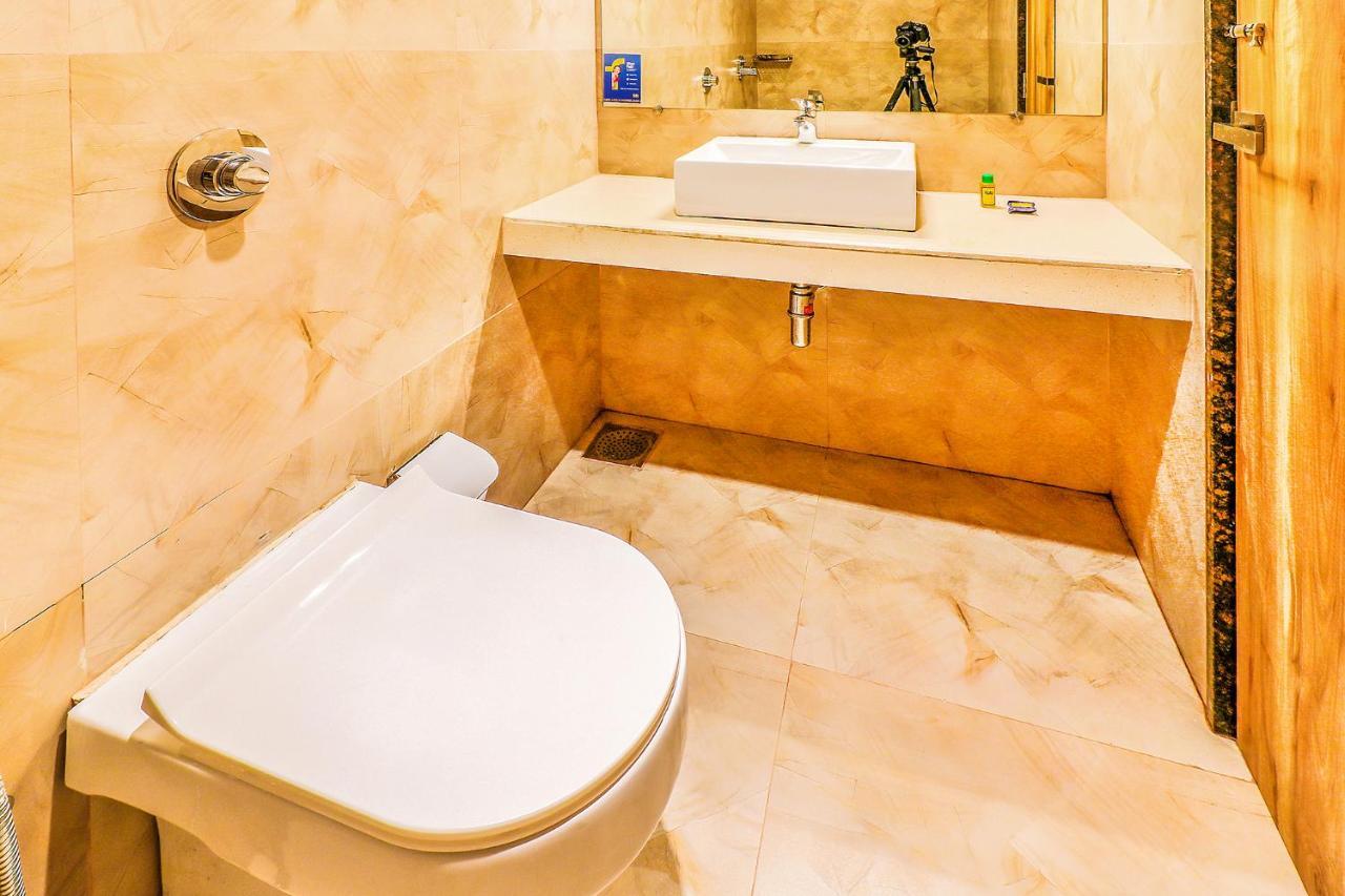 Hotel Byaris International By Bizzgrow Hotels 孟买 外观 照片