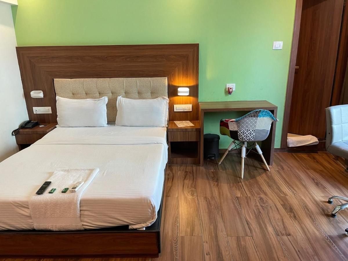 Hotel Byaris International By Bizzgrow Hotels 孟买 外观 照片